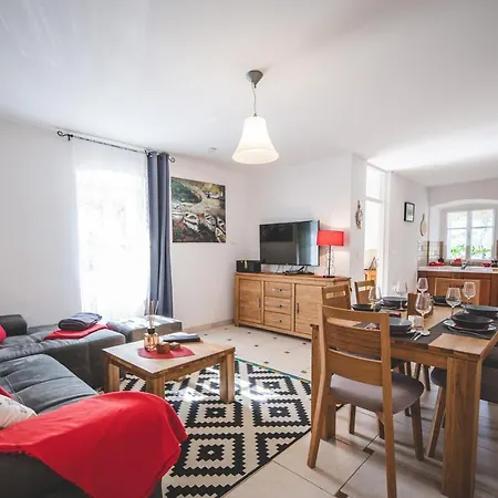 Vilă Village „ M „