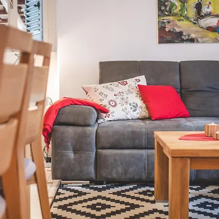 Вилла Village „ M „ Малинска