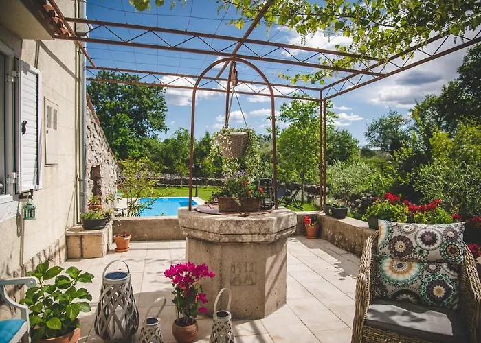 Vila Village „ M „ *