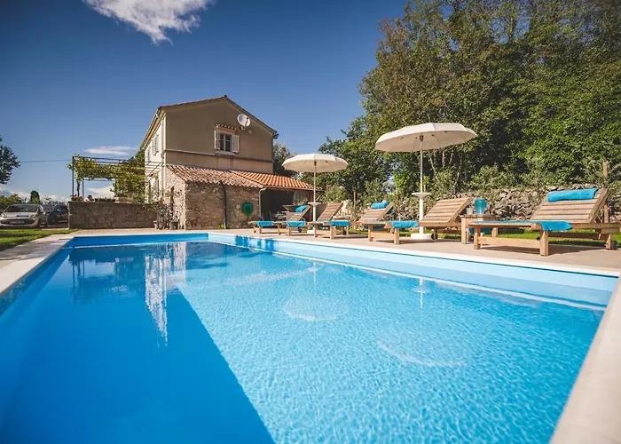 Villa Village „ M „ *