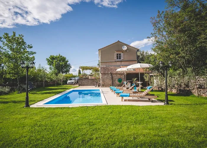 Villa Village „ M „ *