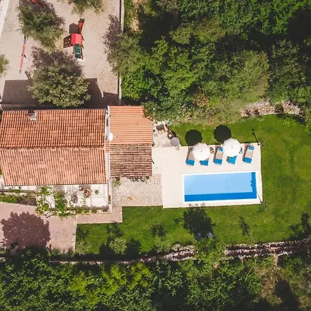 Village „ M „ * Malinska